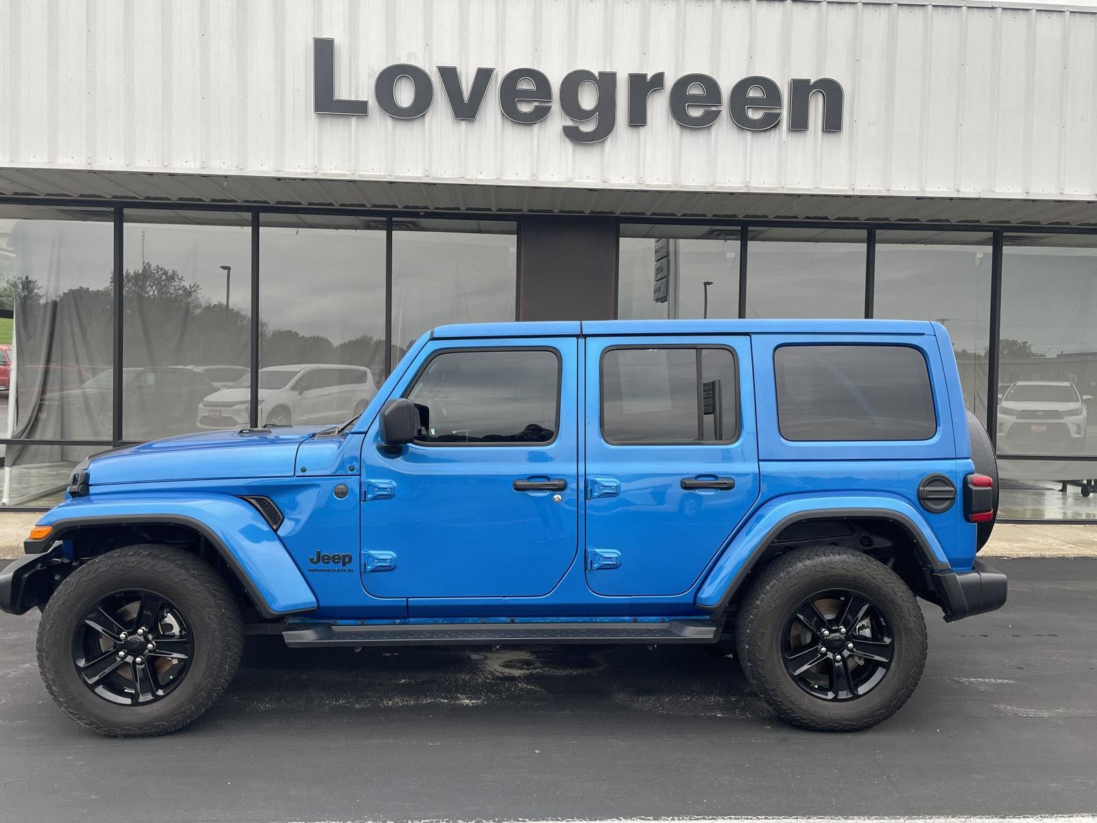 2023 Jeep Wrangler 4-Door Sahara Altitude