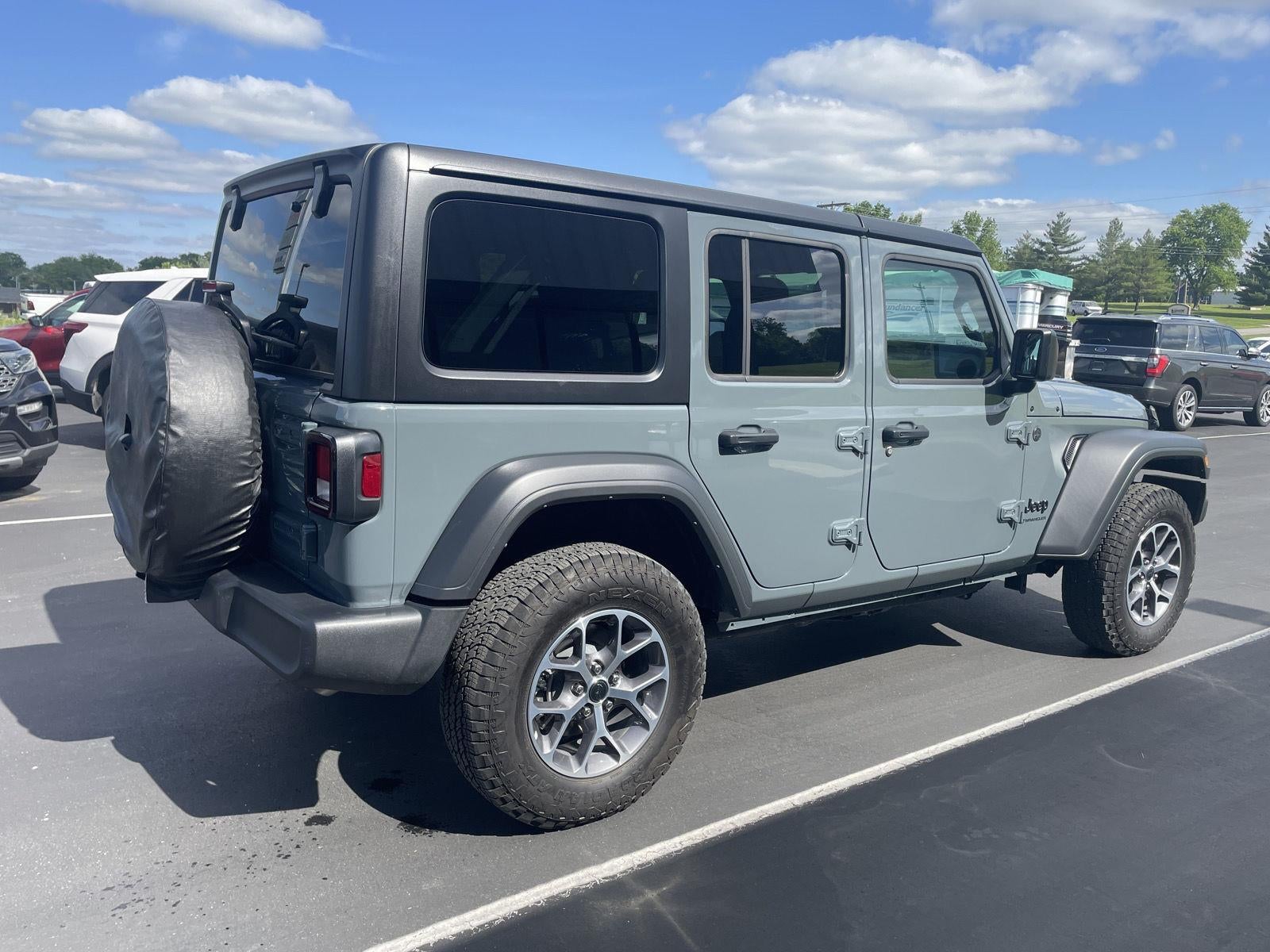 2025 Jeep Wrangler Sport S
