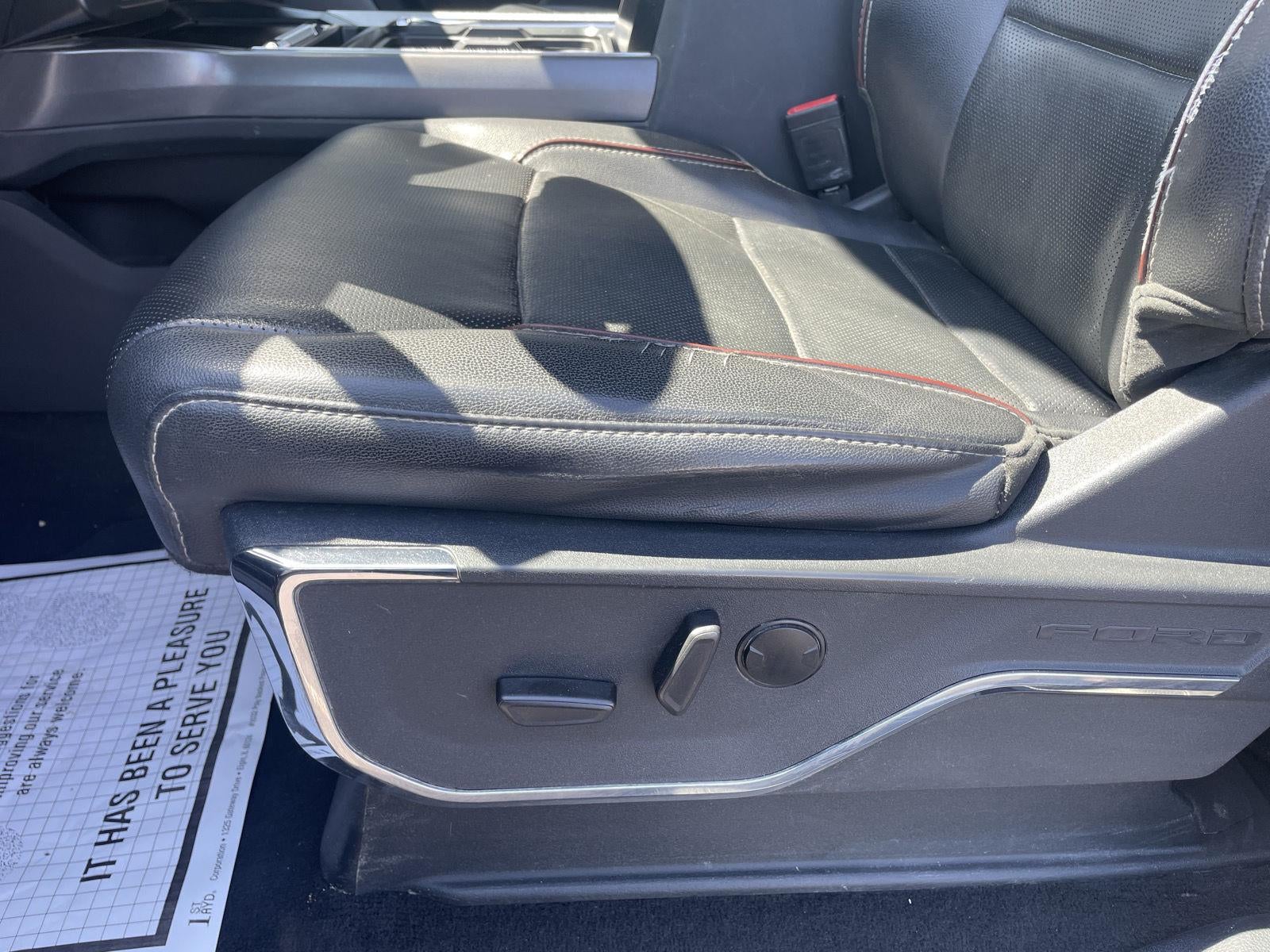 2023 Ford Super Duty F-450 Drw LARIAT