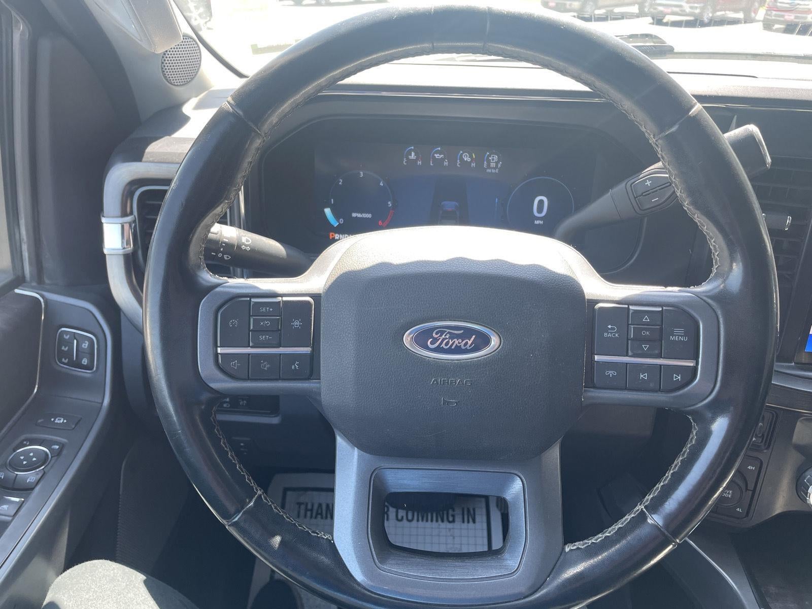 2023 Ford Super Duty F-450 Drw LARIAT