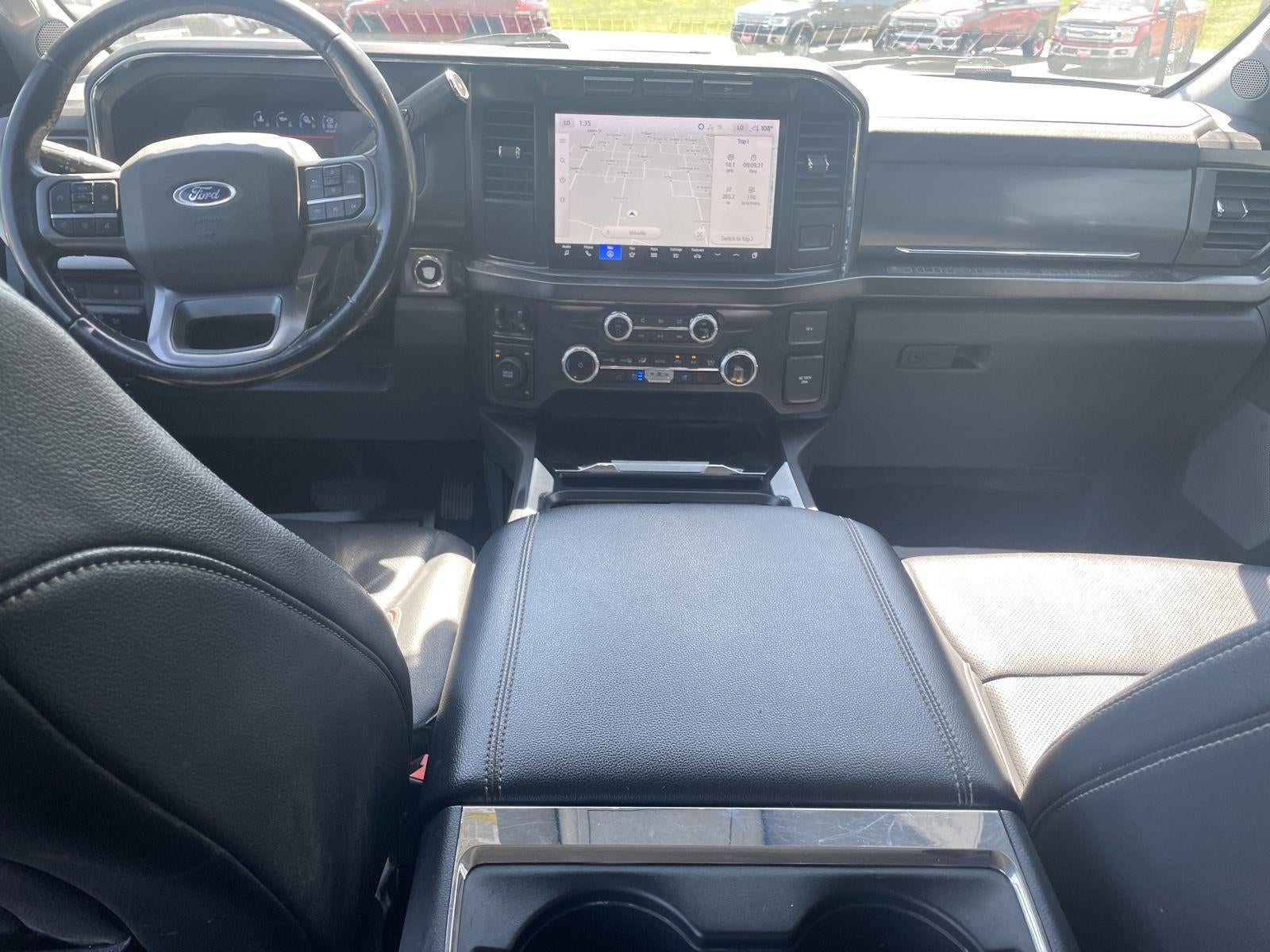2023 Ford Super Duty F-450 Drw LARIAT
