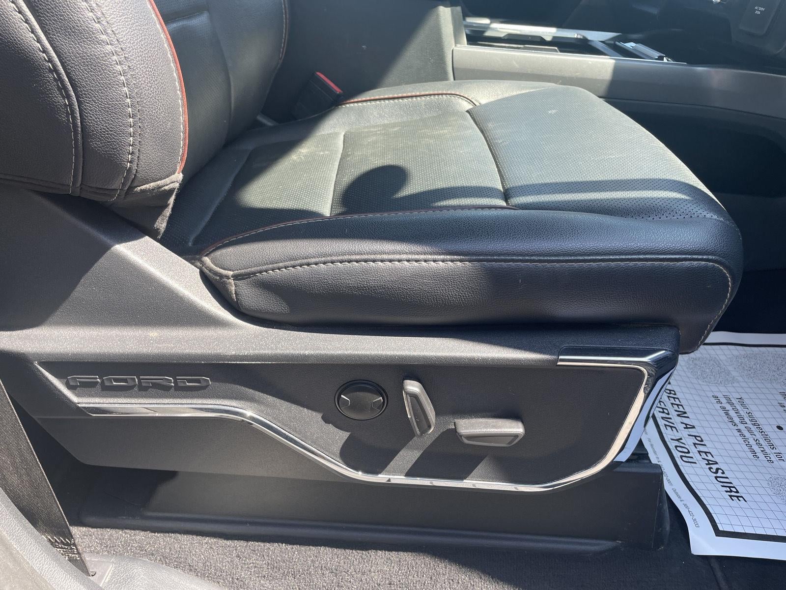 2023 Ford Super Duty F-450 Drw LARIAT