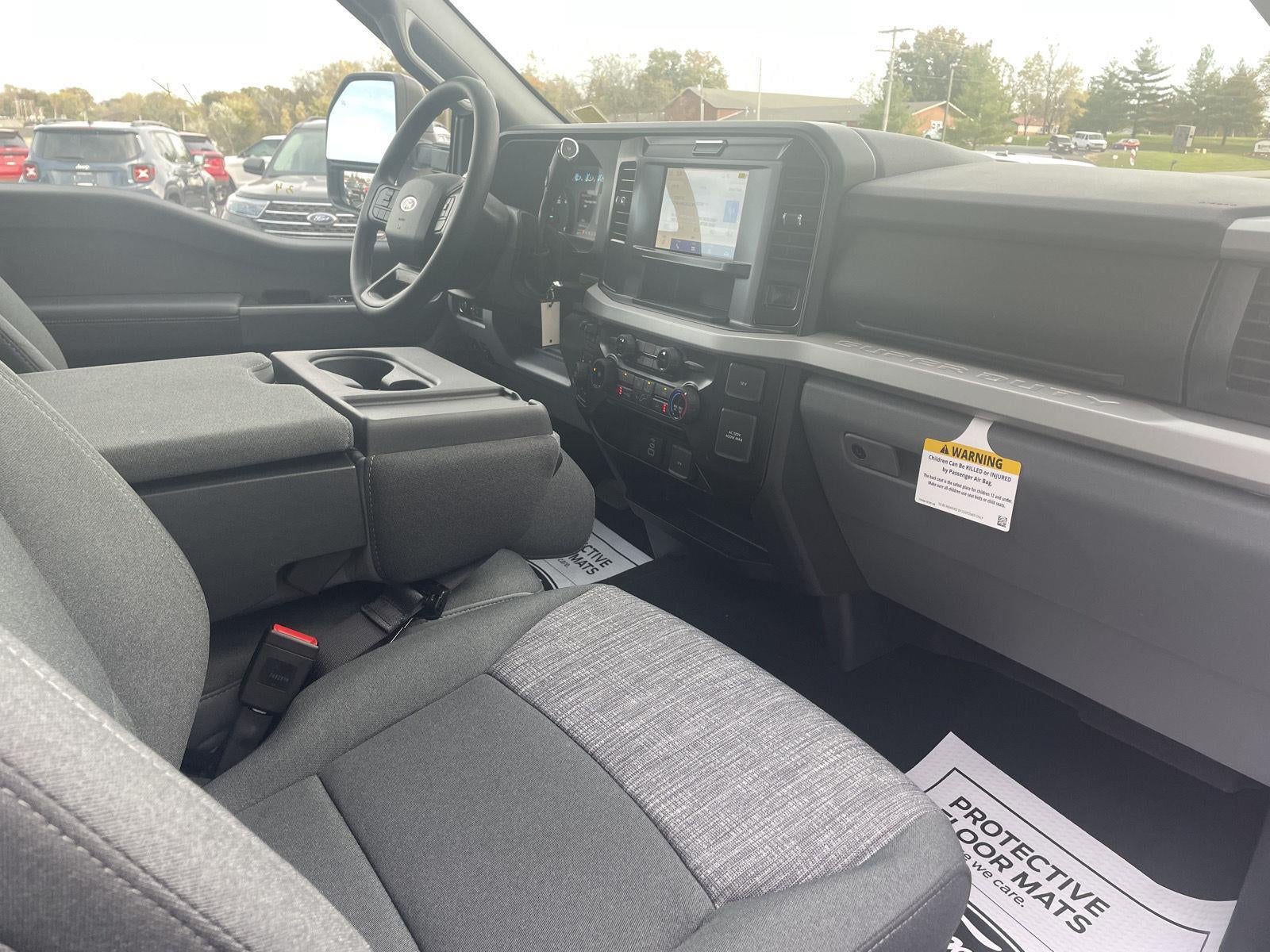 2026 Ford F-350 Super Duty XLT