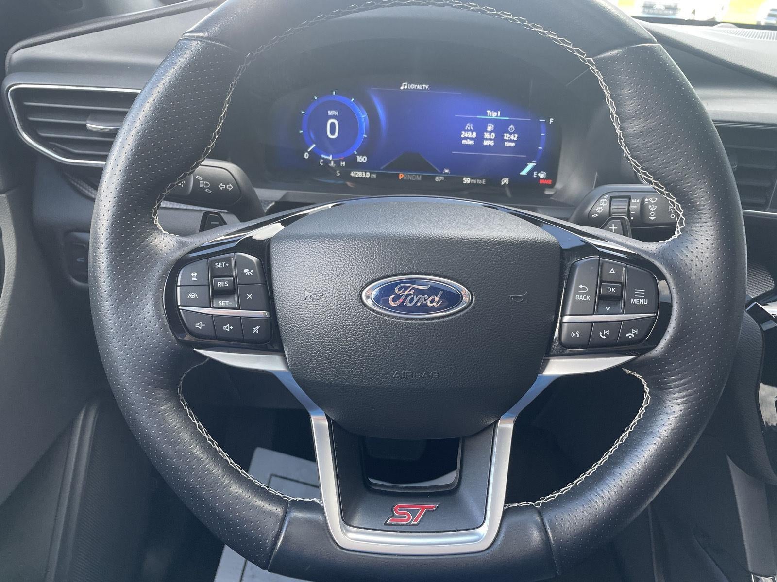 2022 Ford Explorer ST