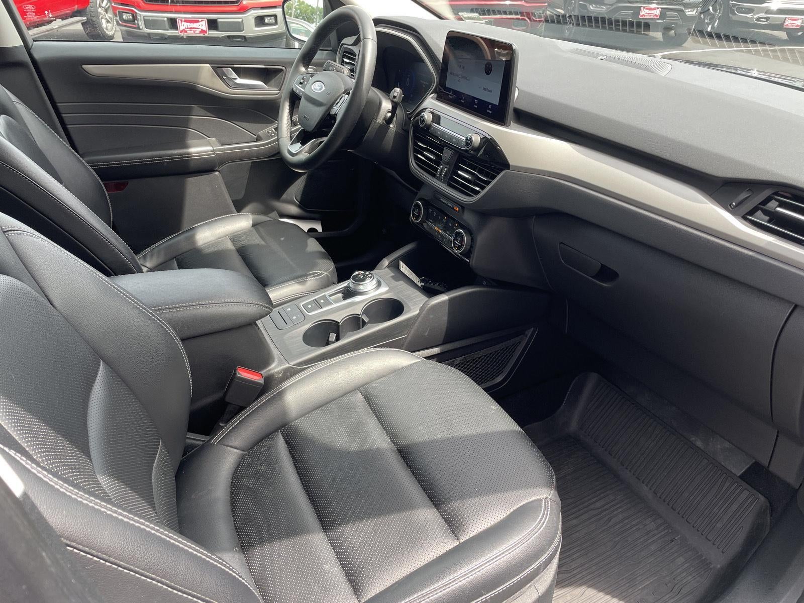 2021 Ford Escape SEL
