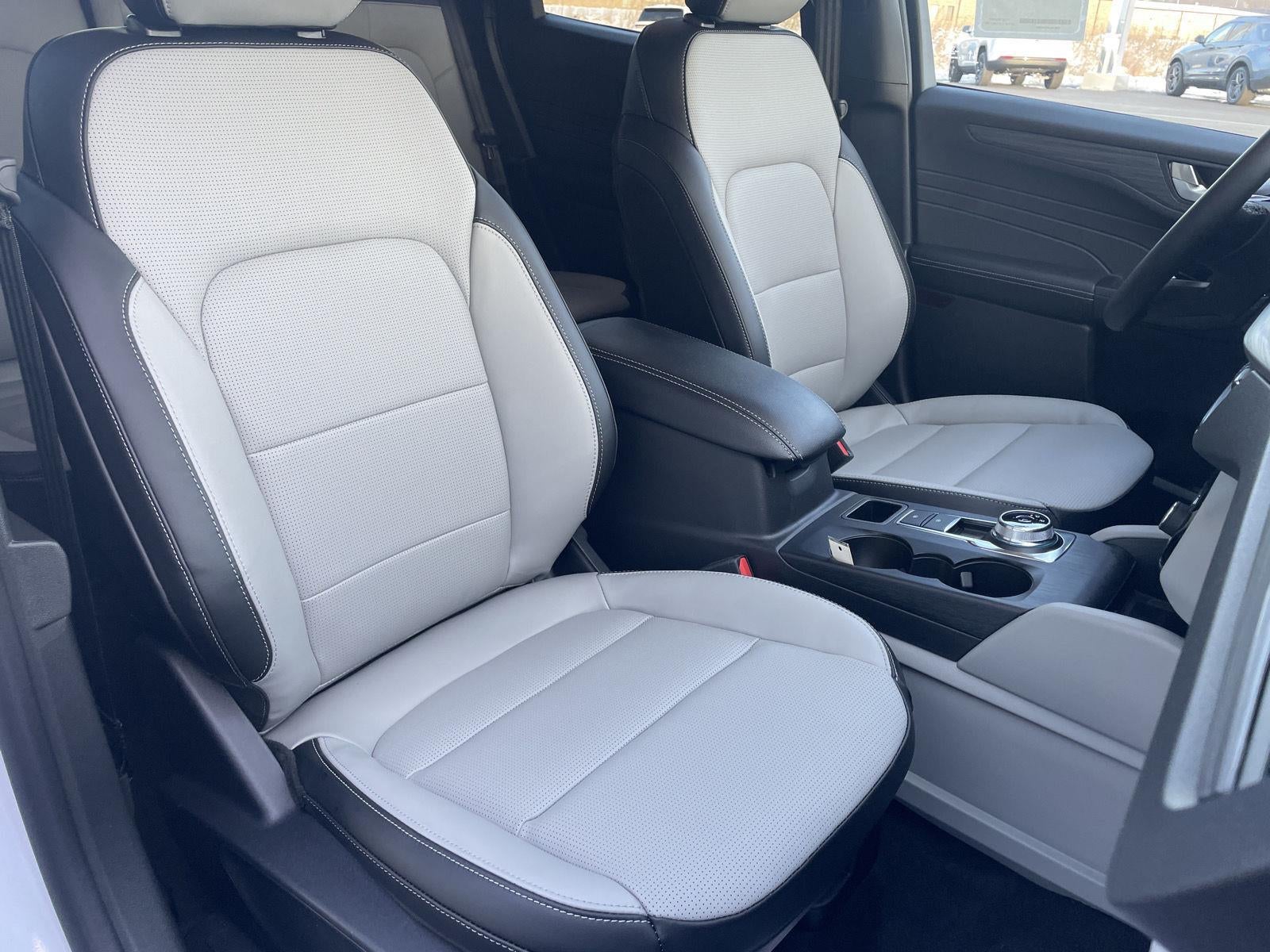 2026 Ford Escape Platinum