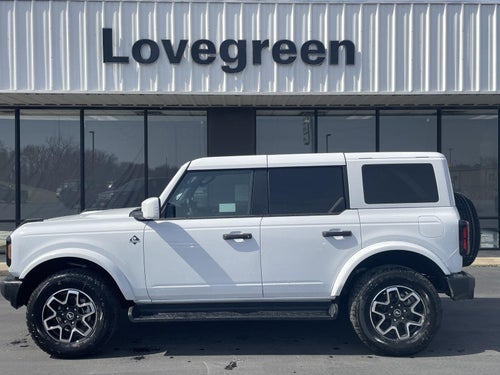 2026 Ford Bronco Outer Banks