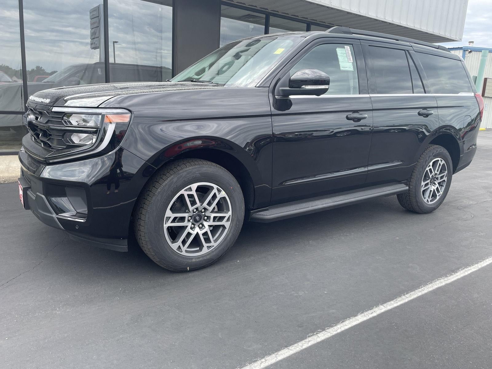 2026 Ford Expedition Active
