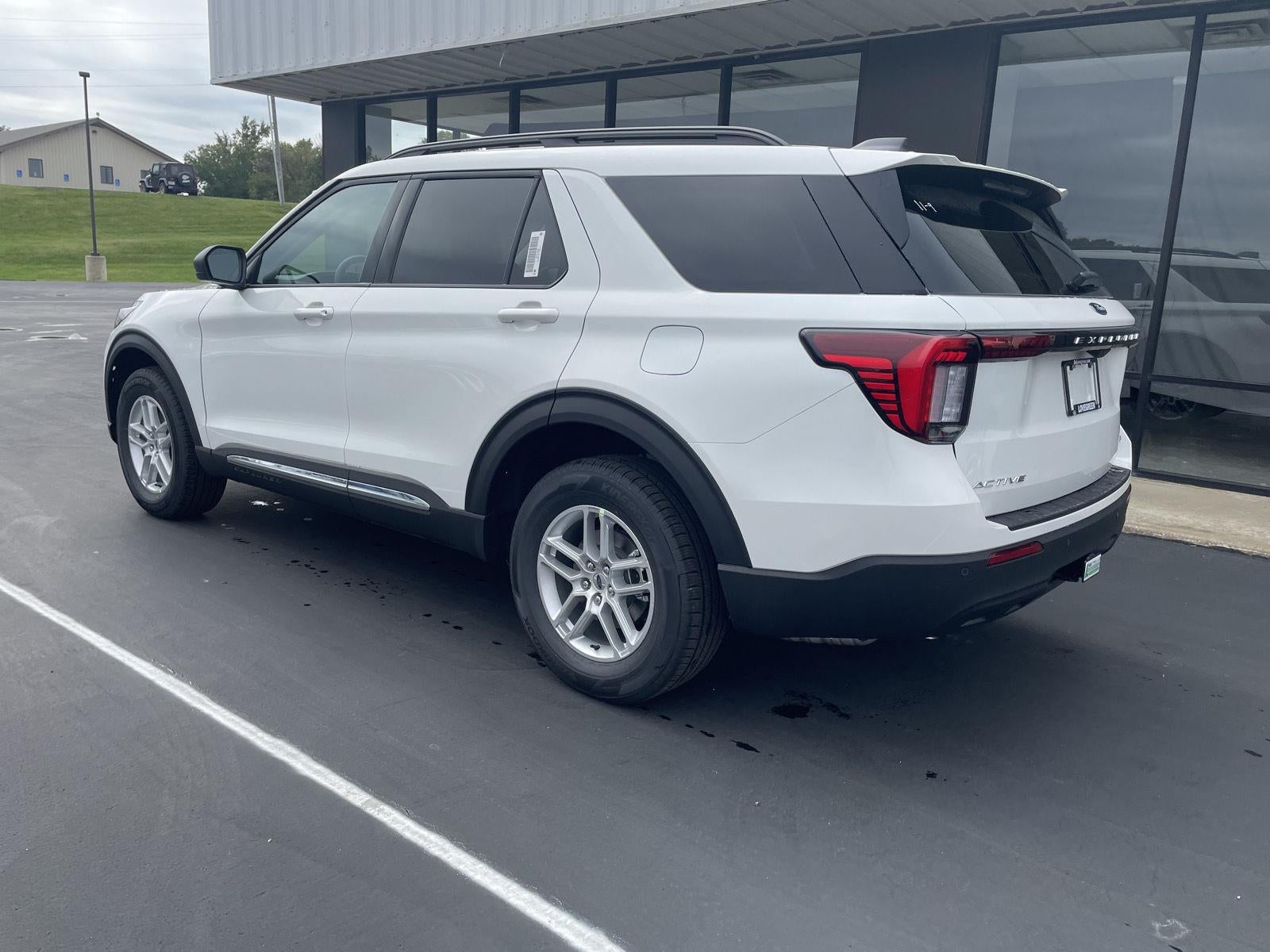 2025 Ford Explorer Active