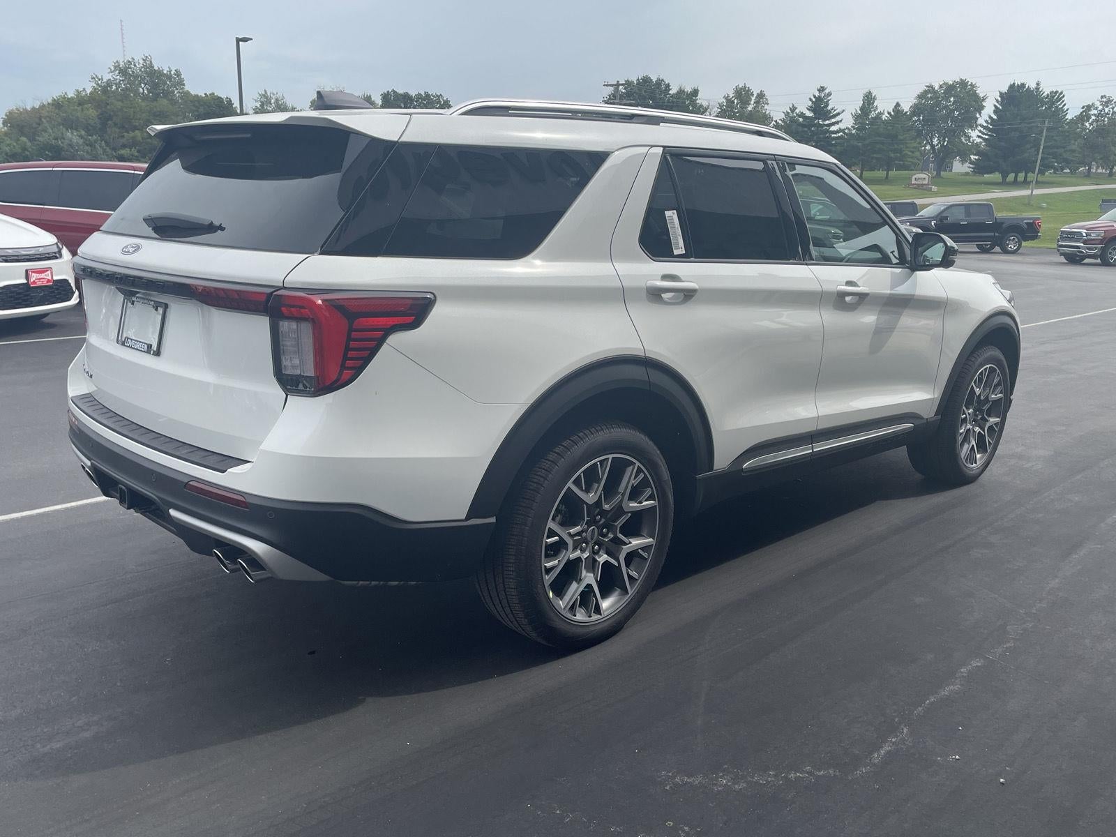 2027 Ford Explorer Platinum