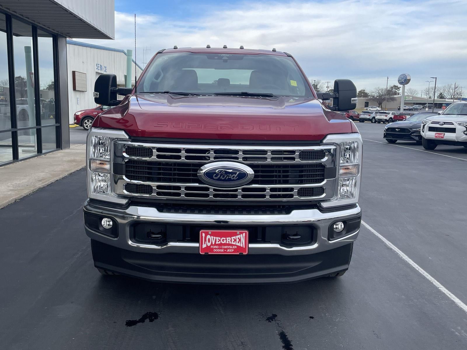 2026 Ford Super Duty F-250 SRW XLT