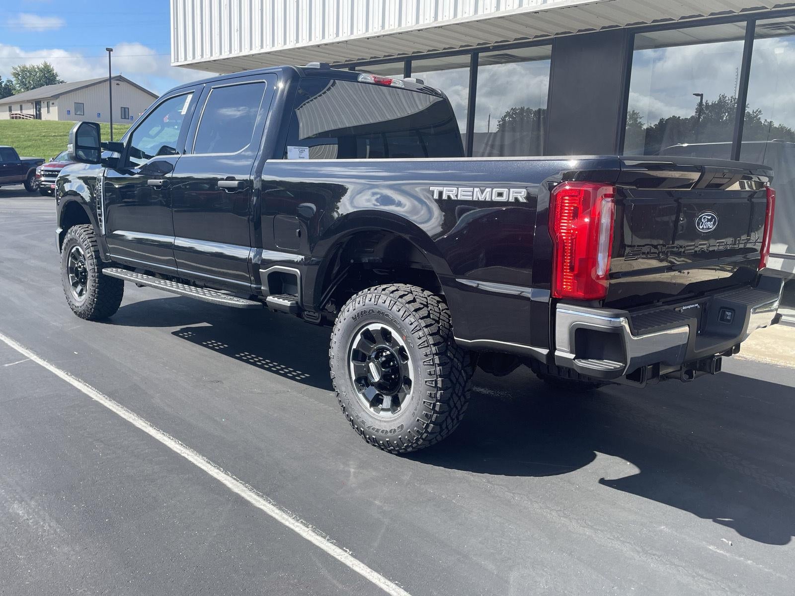 2027 Ford Super Duty F-250 XLT