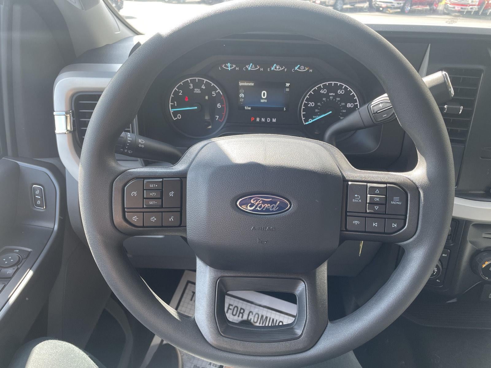 2027 Ford Super Duty F-250 XLT