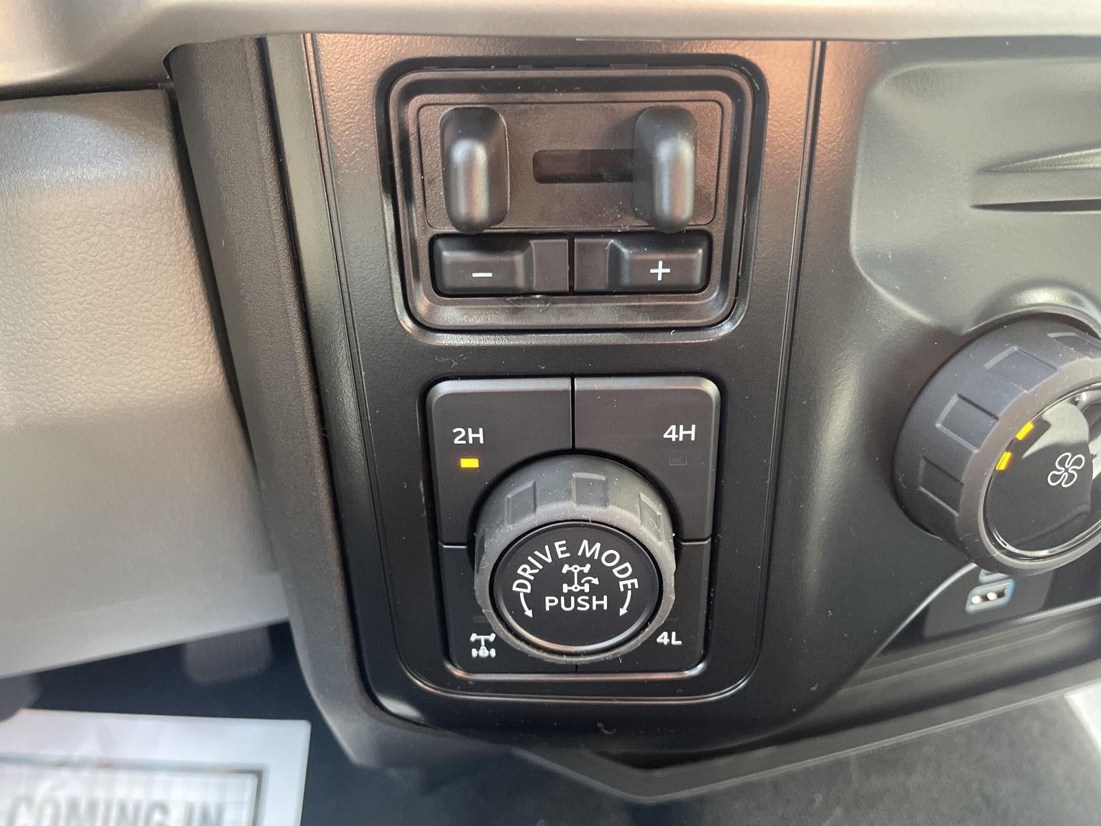 2027 Ford Super Duty F-250 XLT