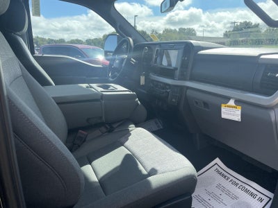2027 Ford Super Duty F-250 XLT