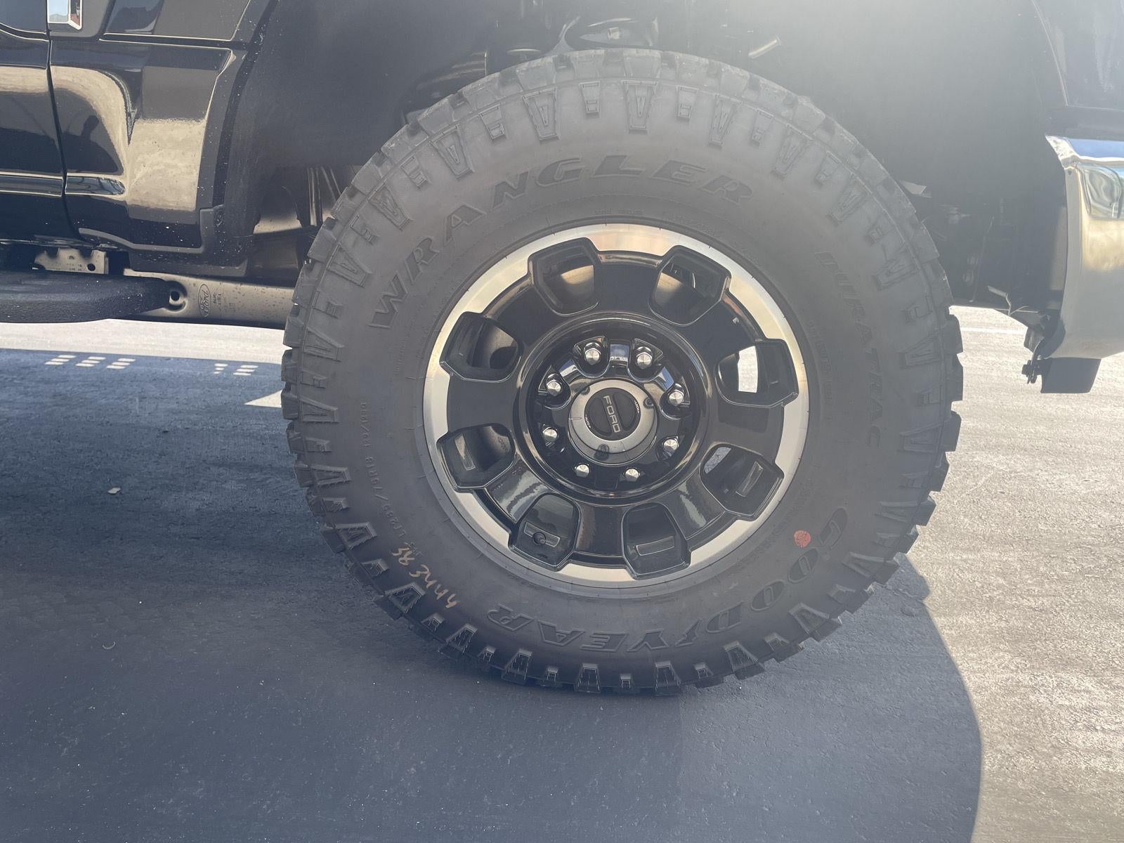 2027 Ford Super Duty F-250 XLT