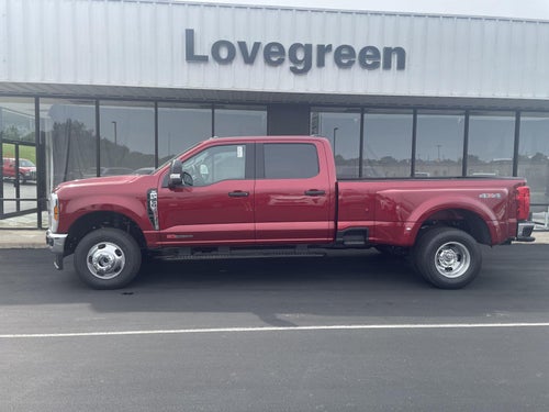 2027 Ford Super Duty F-350 DRW XLT