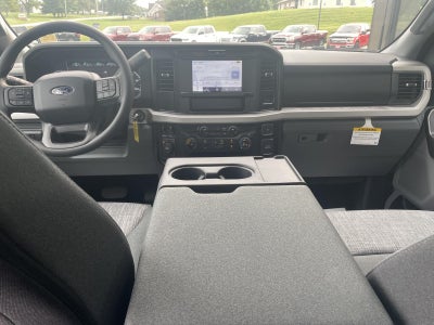 2027 Ford Super Duty F-350 DRW XLT