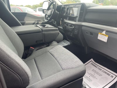 2027 Ford Super Duty F-350 DRW XLT