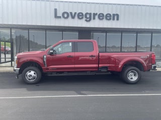 2027 Ford Super Duty F-350 DRW XLT