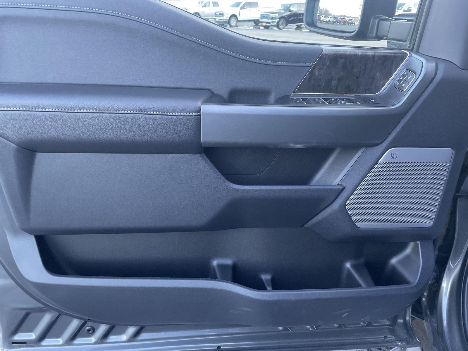 2026 Ford F-350 Super Duty Lariat