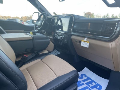 2026 Ford Super Duty F-350 DRW LARIAT