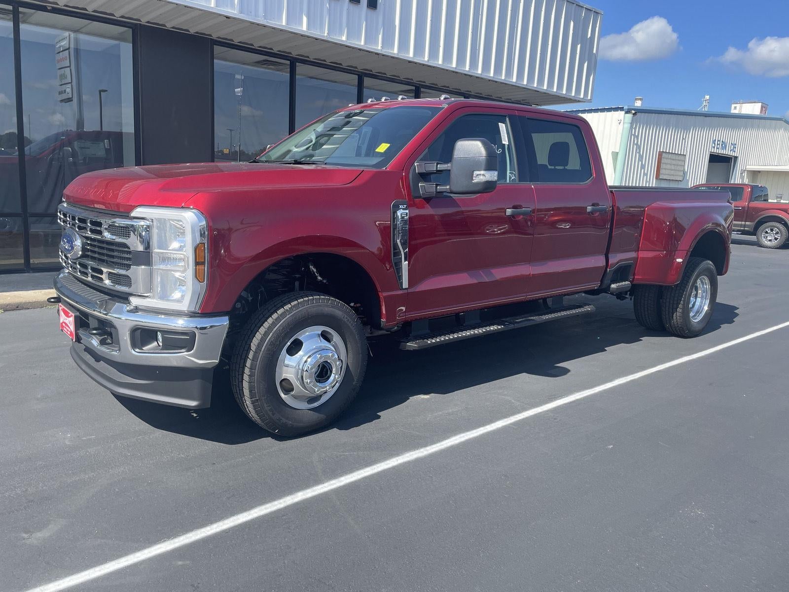 2026 Ford F-350 Super Duty XLT