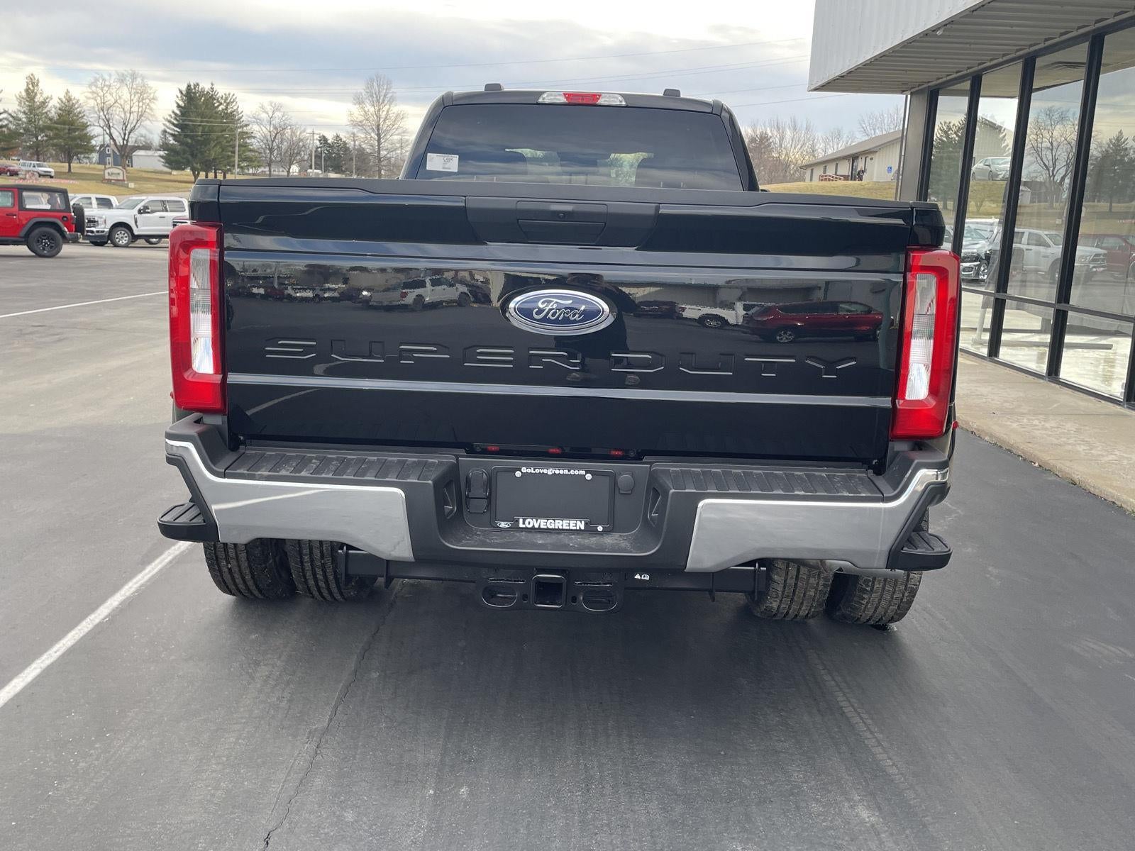 2026 Ford Super Duty F-350 XLT