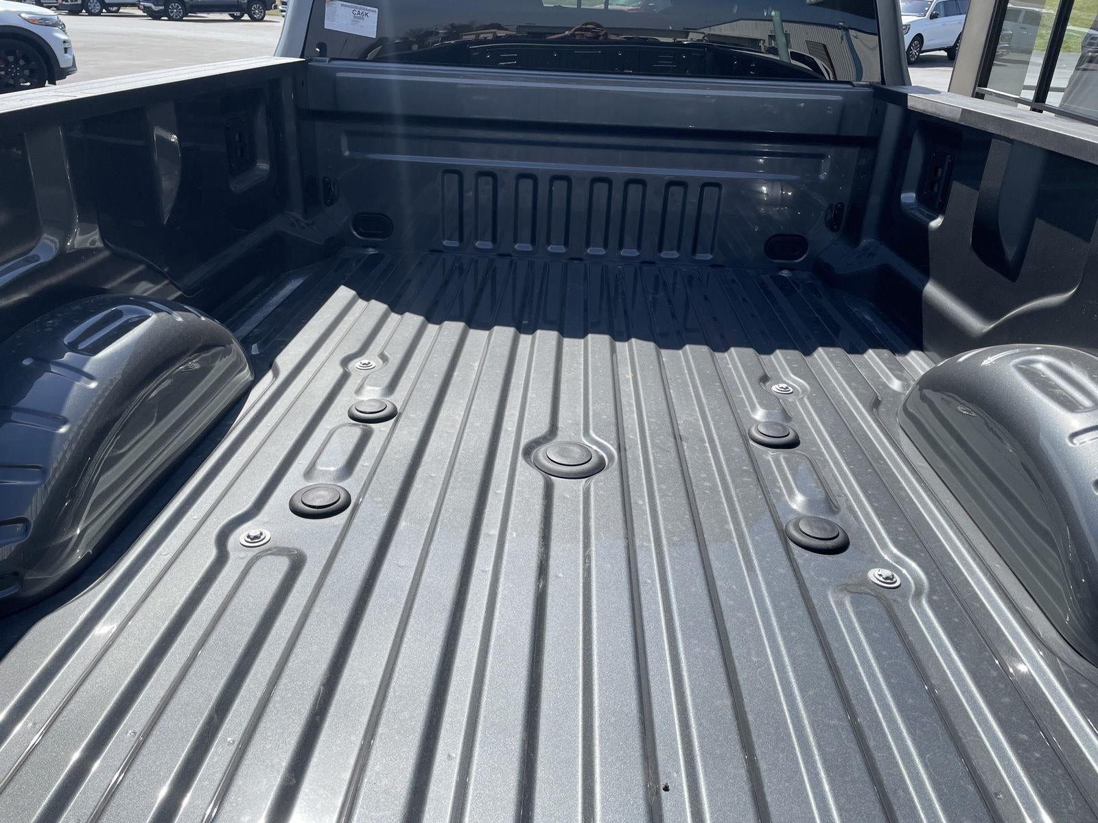 2026 Ford Super Duty F-450 DRW XLT