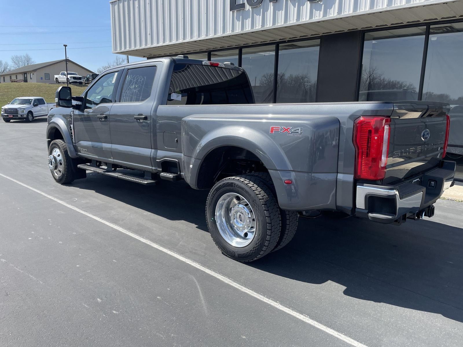 2026 Ford Super Duty F-450 DRW XLT