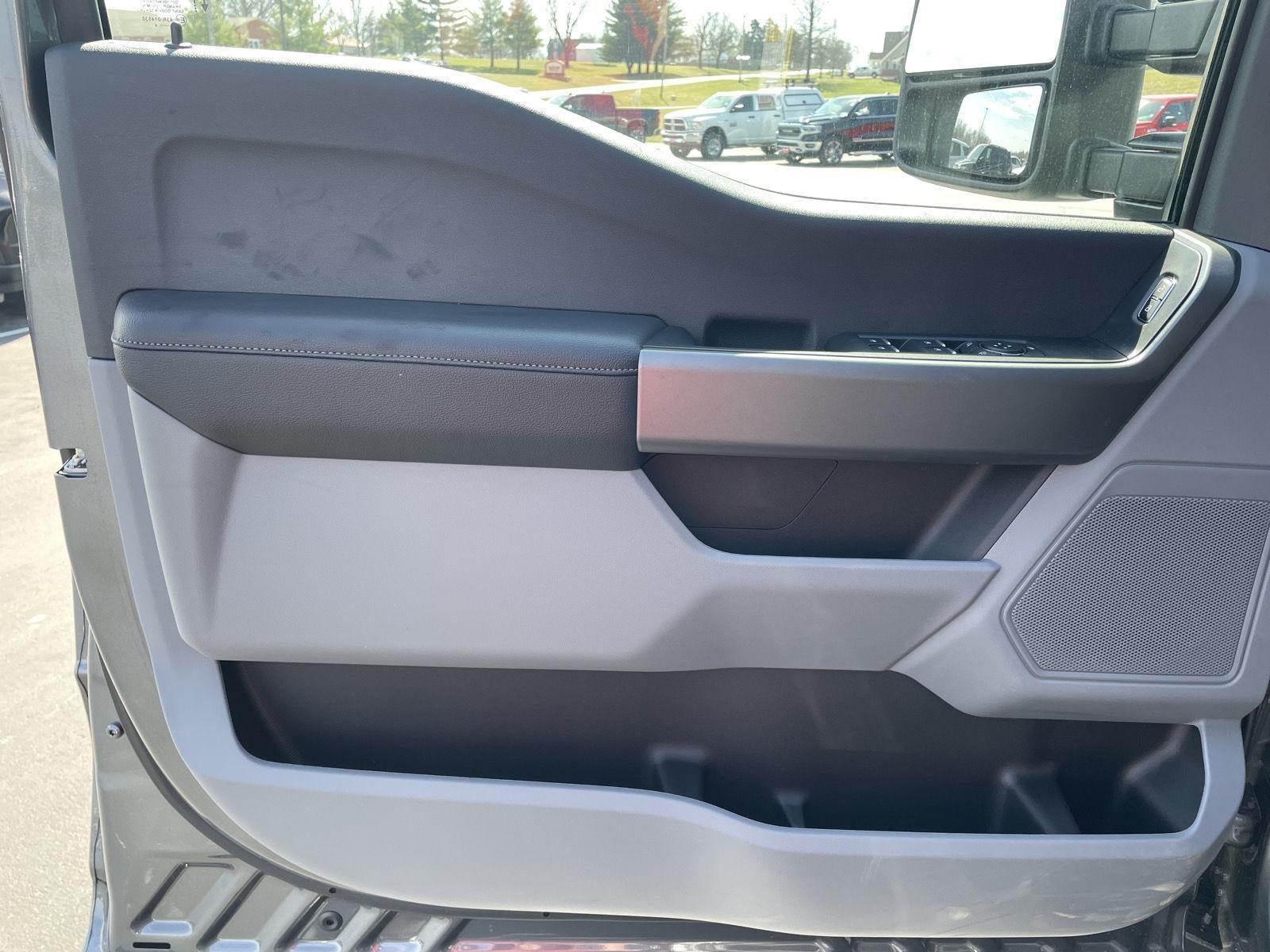 2026 Ford Super Duty F-450 DRW XLT