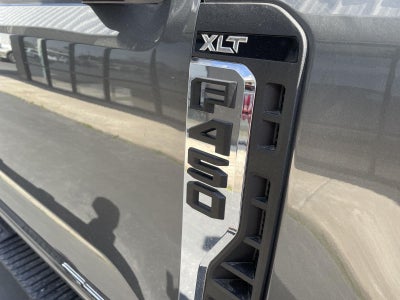 2026 Ford Super Duty F-450 DRW XLT