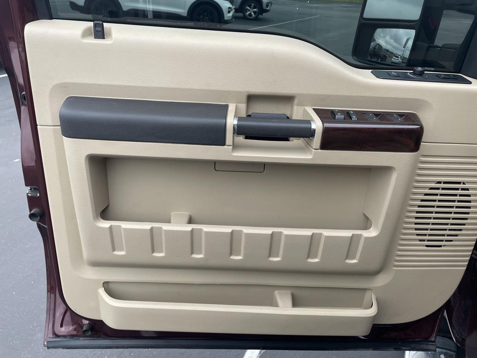 2010 Ford Super Duty F-250 SRW Lariat