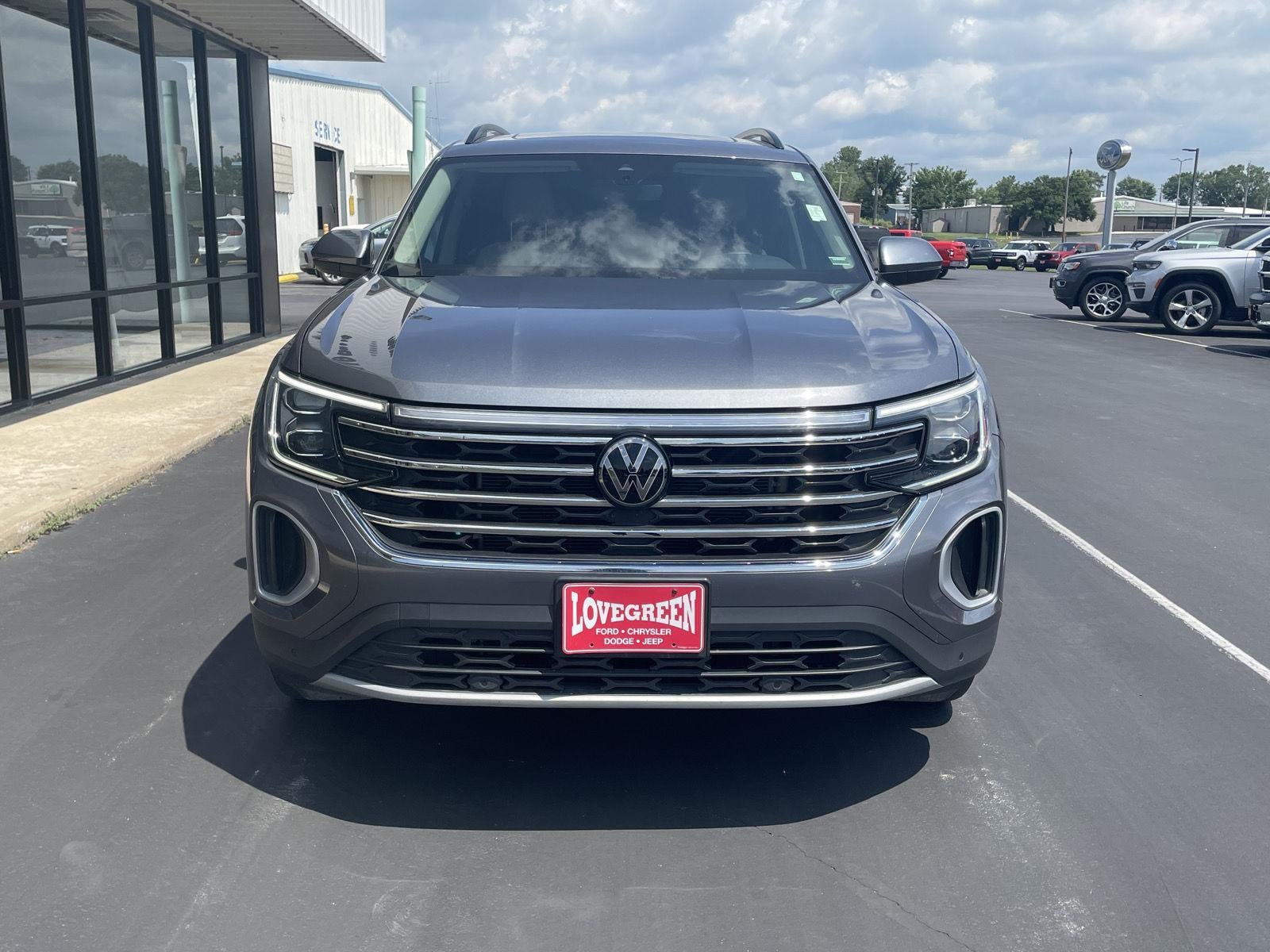 2024 Volkswagen Atlas 2.0T SE w/Technology