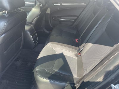 2018 Chrysler 300 Limited