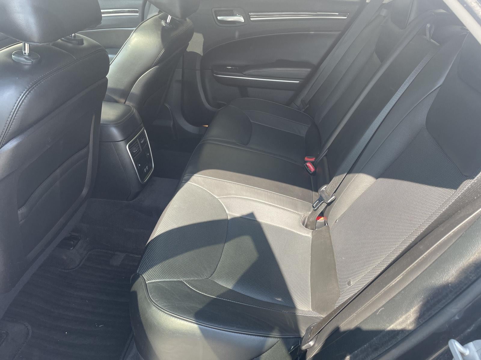 2018 Chrysler 300 Limited