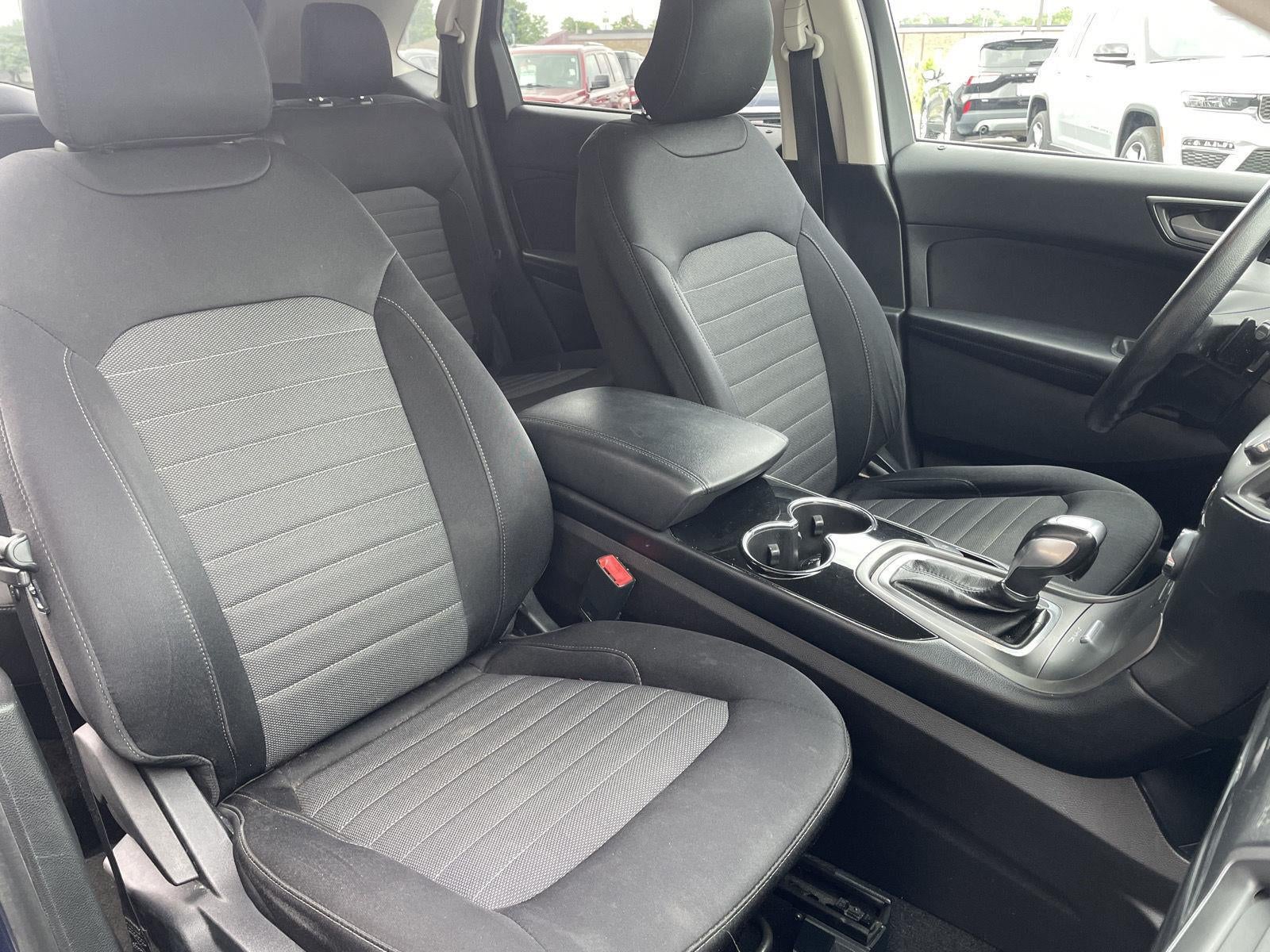 2017 Ford Edge SE