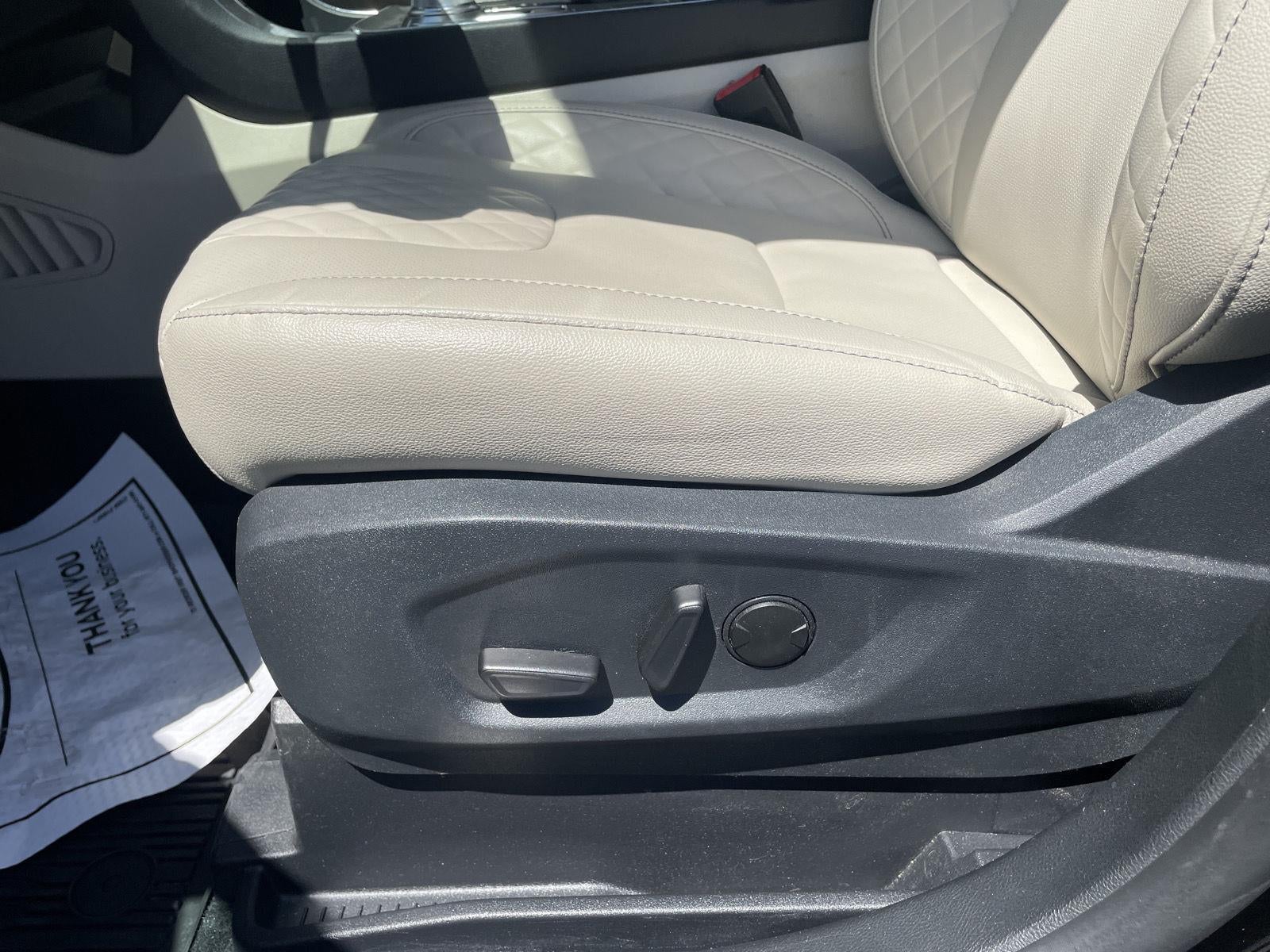 2024 Ford Edge Titanium