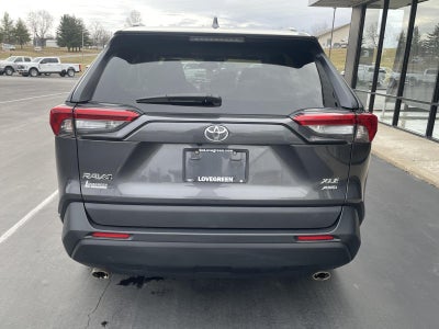 2020 Toyota RAV4 XLE