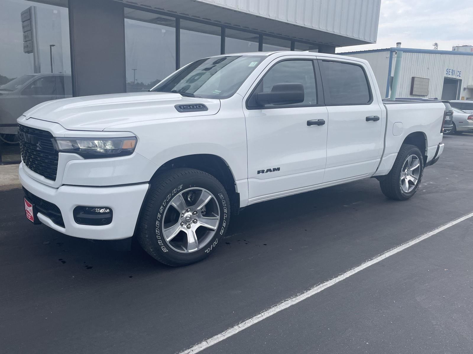 2026 RAM 1500 Express