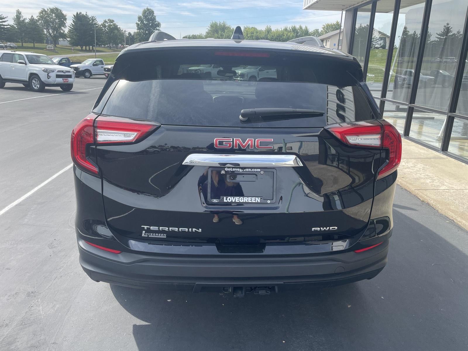 2022 GMC Terrain SLE