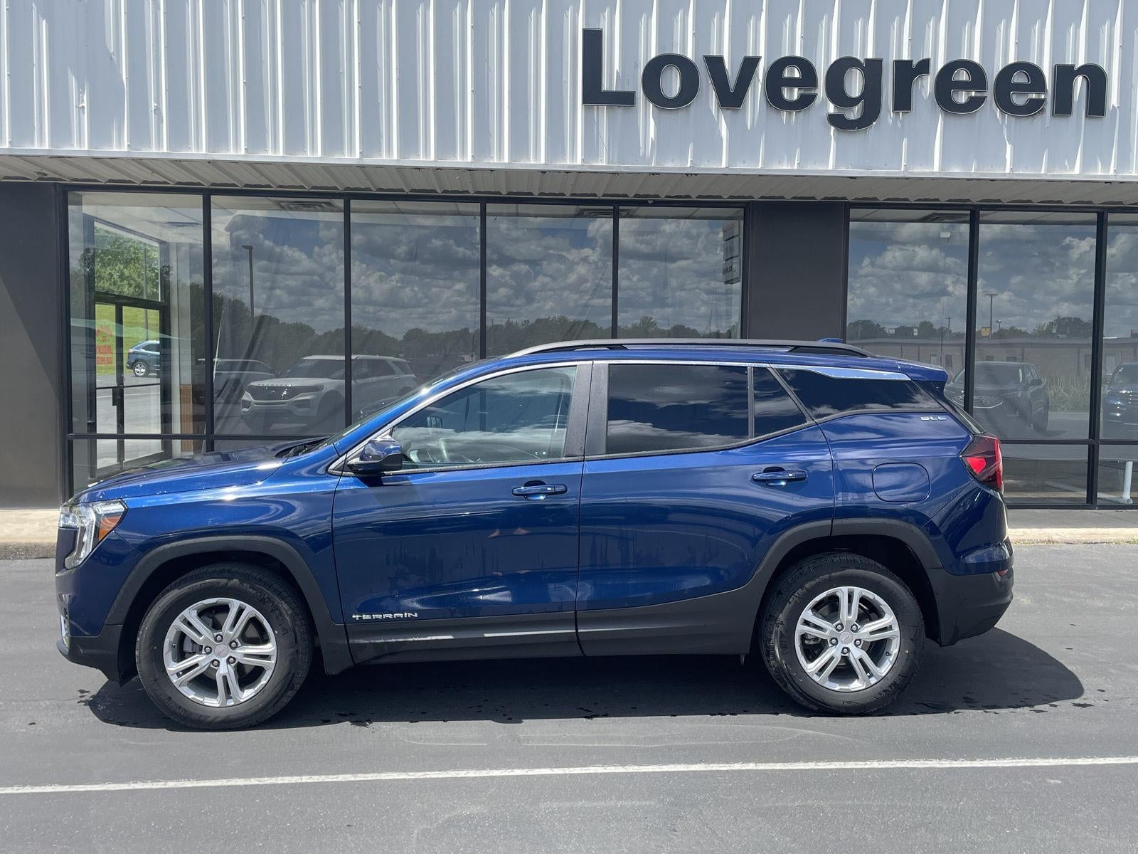 2022 GMC Terrain SLE