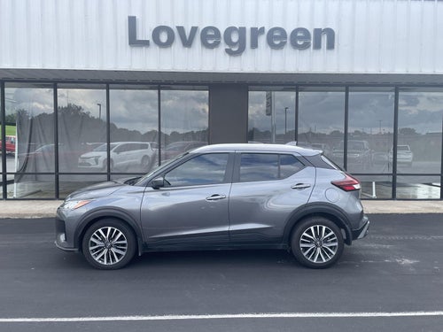2022 Nissan Kicks SV
