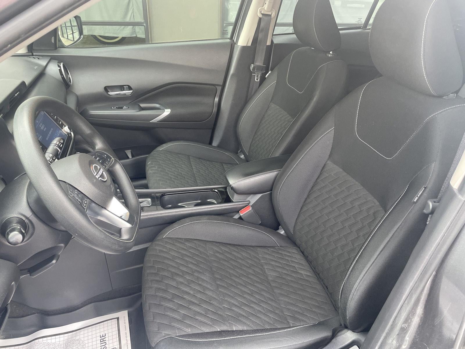 2022 Nissan Kicks SV