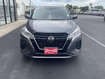 2022 Nissan Kicks SV