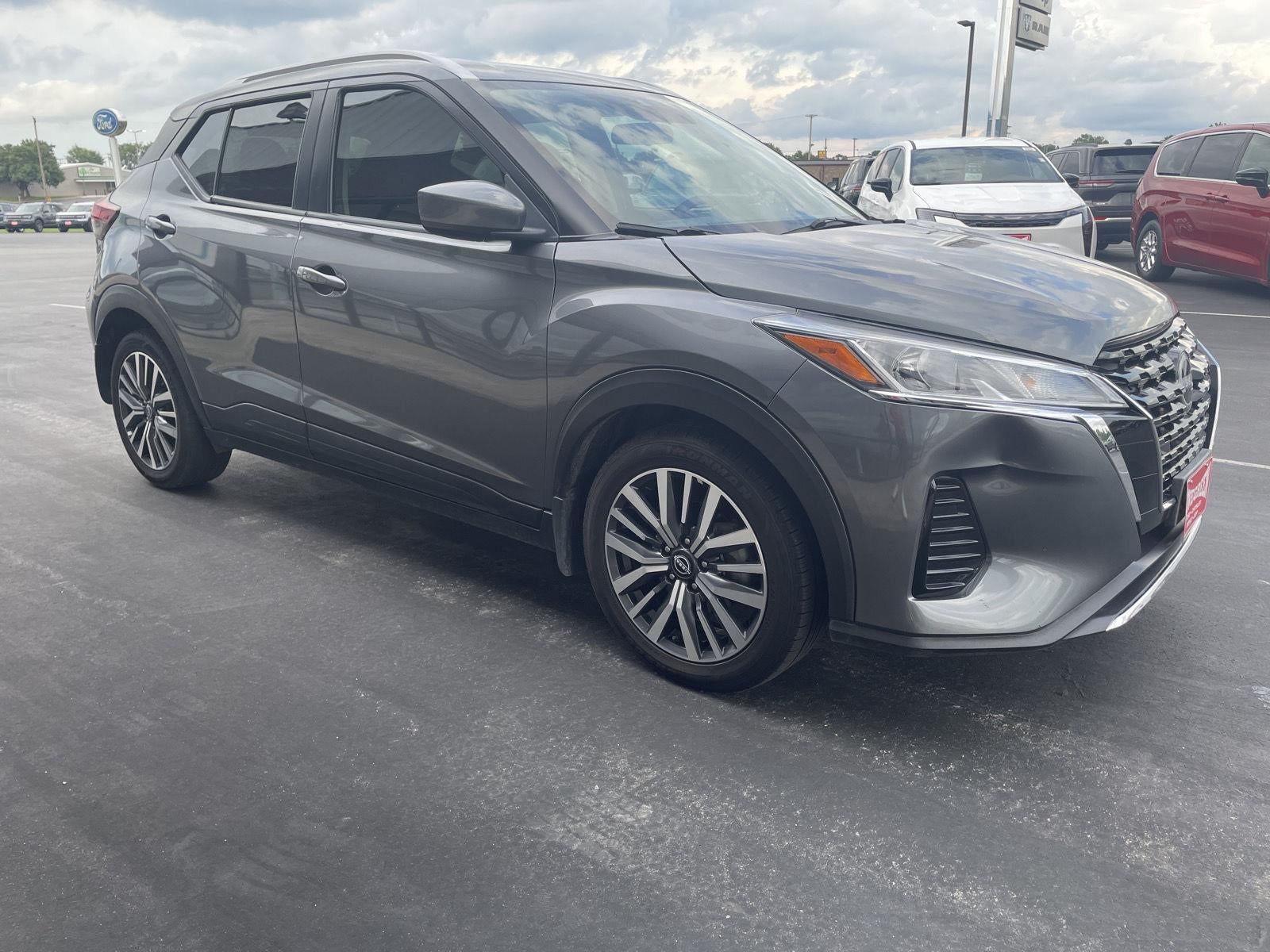 2022 Nissan Kicks SV