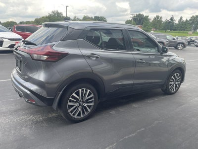 2022 Nissan Kicks SV