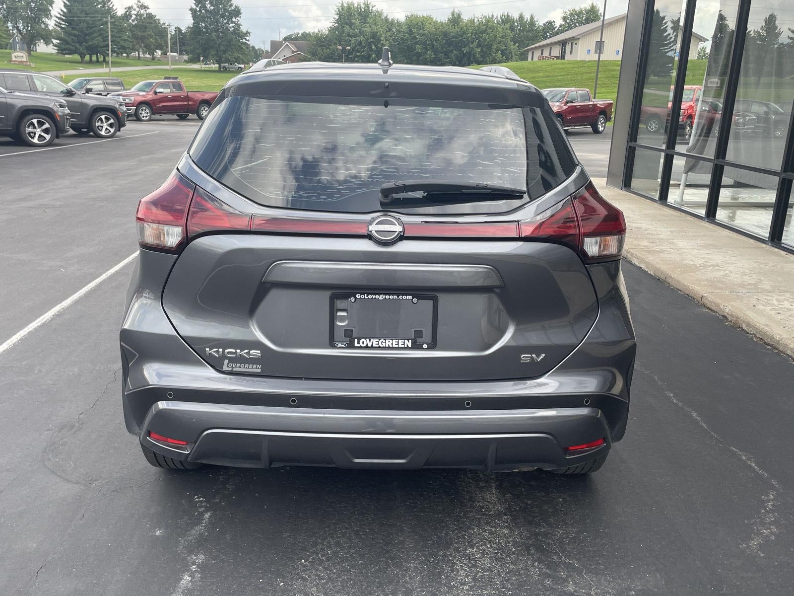 2022 Nissan Kicks SV