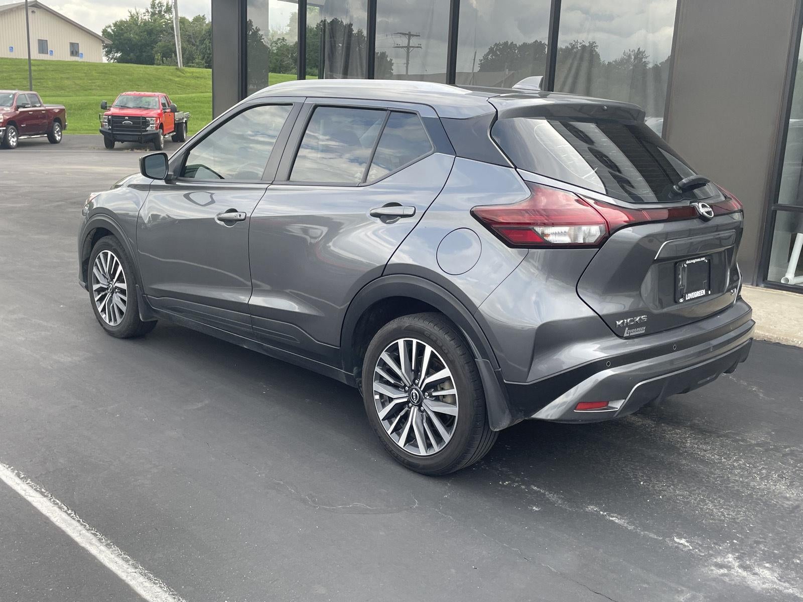 2022 Nissan Kicks SV