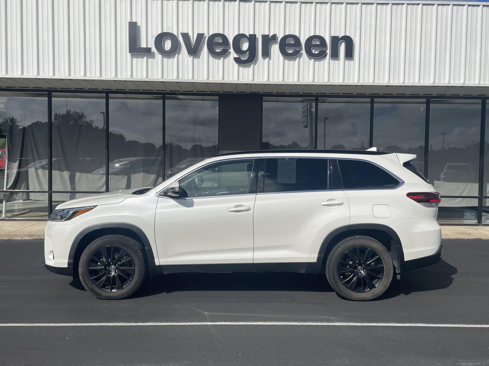 2019 Toyota Highlander SE